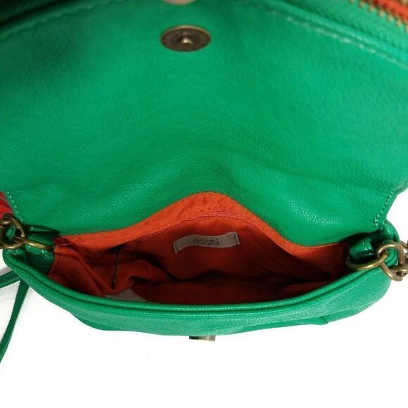 𝅺ECOTE Faux Leather Crossbody Shoulder Purse Kelly Green Tassel Chain Strap - Picture 6 of 8